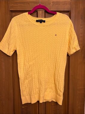 Tommy Hilfiger Women’s Yellow Cable-Knit Short Sleeve Sweater